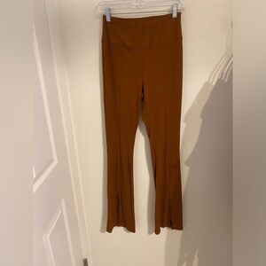 No Comment Ribbed Flare Leggings